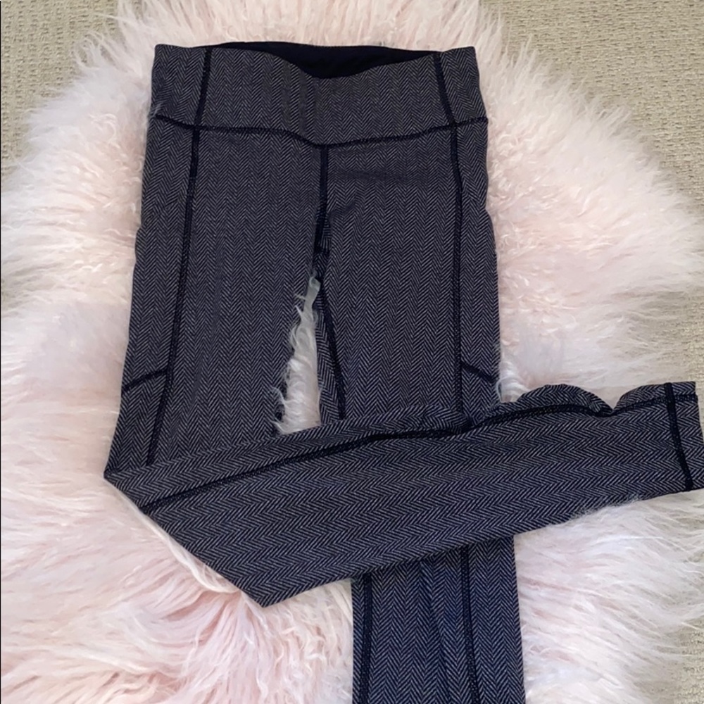 Lululemon thermal leggings💓